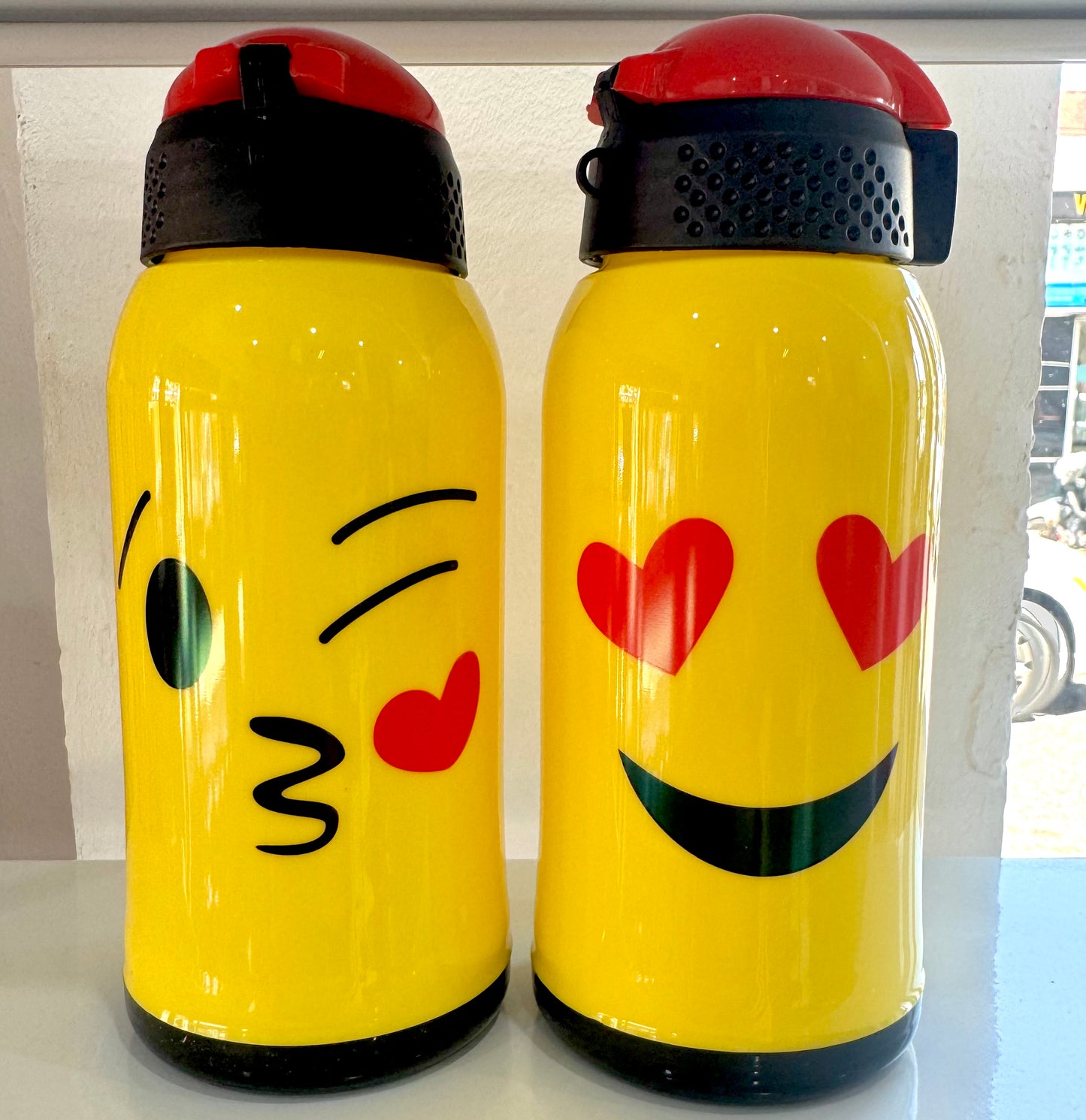 Termo de Emoji Niños