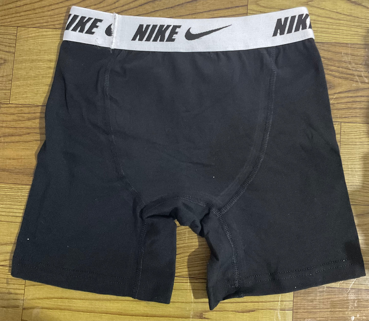 Boxer negro de hombre